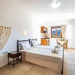 Petra בית הארחה 3*
